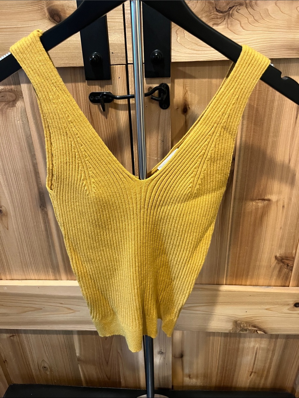 LA MIEL Mustard Yellow Ribbed V-Neck Crop Top